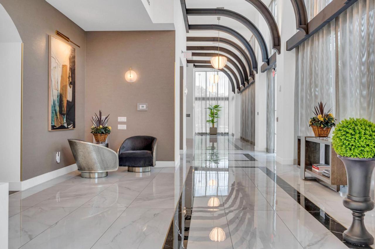 Appartamento Modern Unit In Downtown Miami With Free Parking Esterno foto