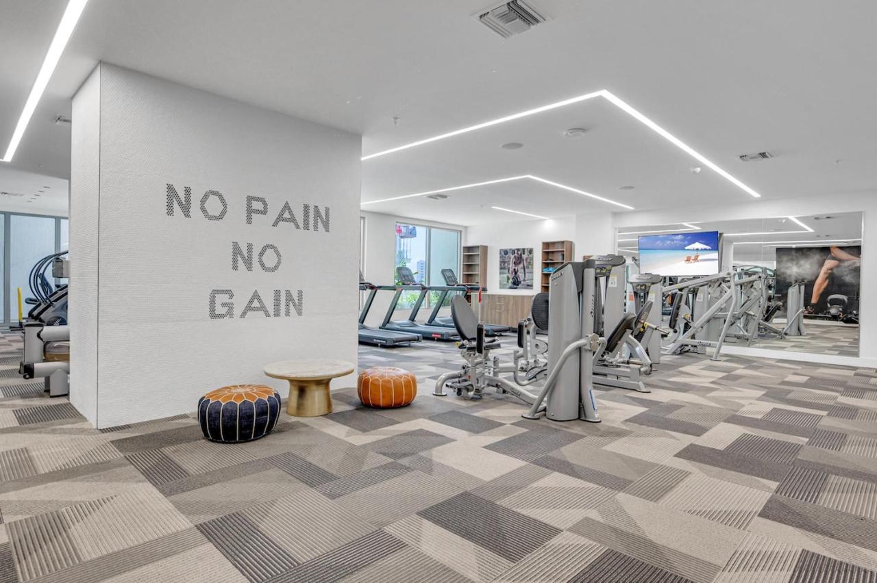 Appartamento Modern Unit In Downtown Miami With Free Parking Esterno foto