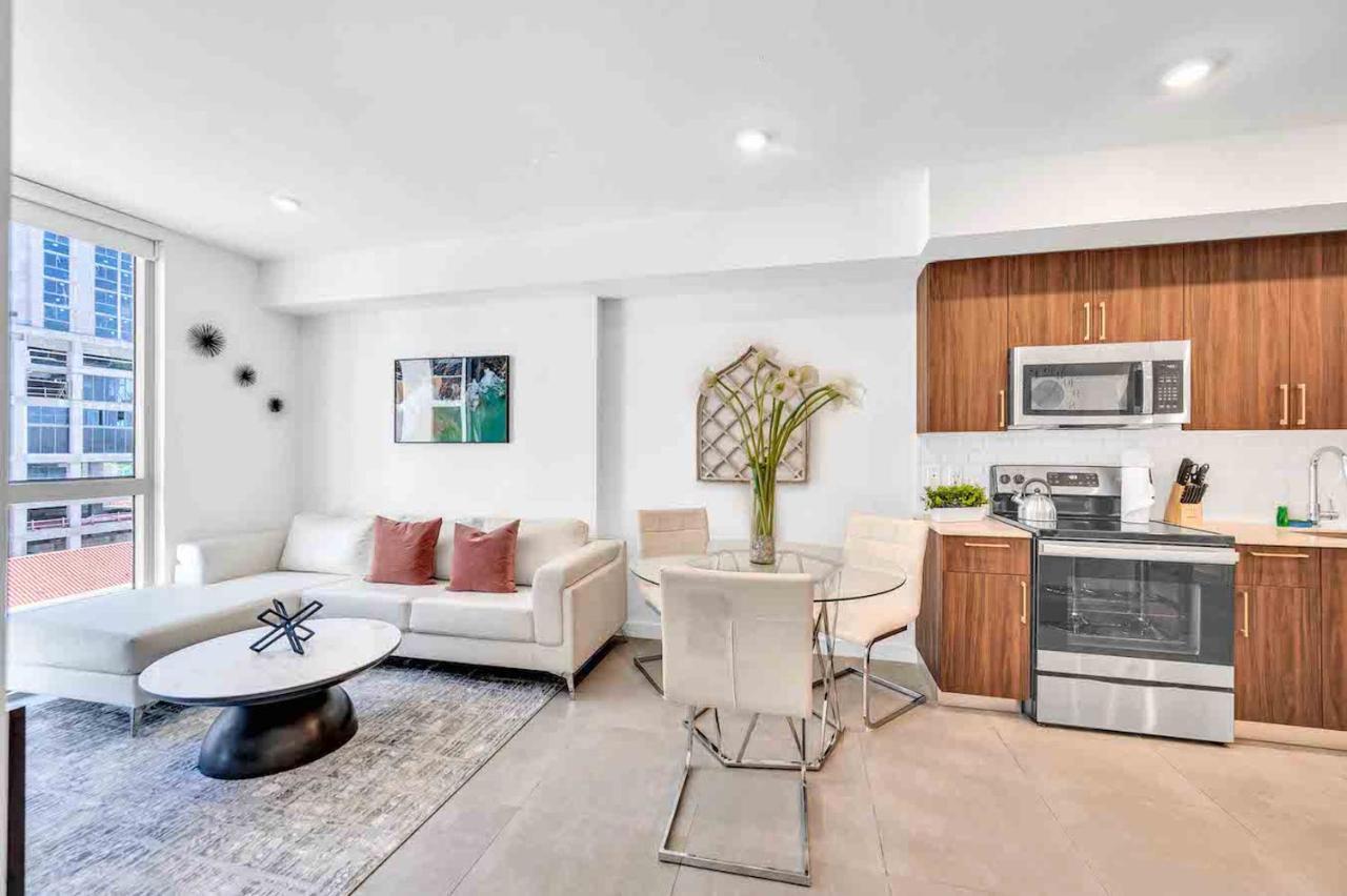 Appartamento Modern Unit In Downtown Miami With Free Parking Esterno foto