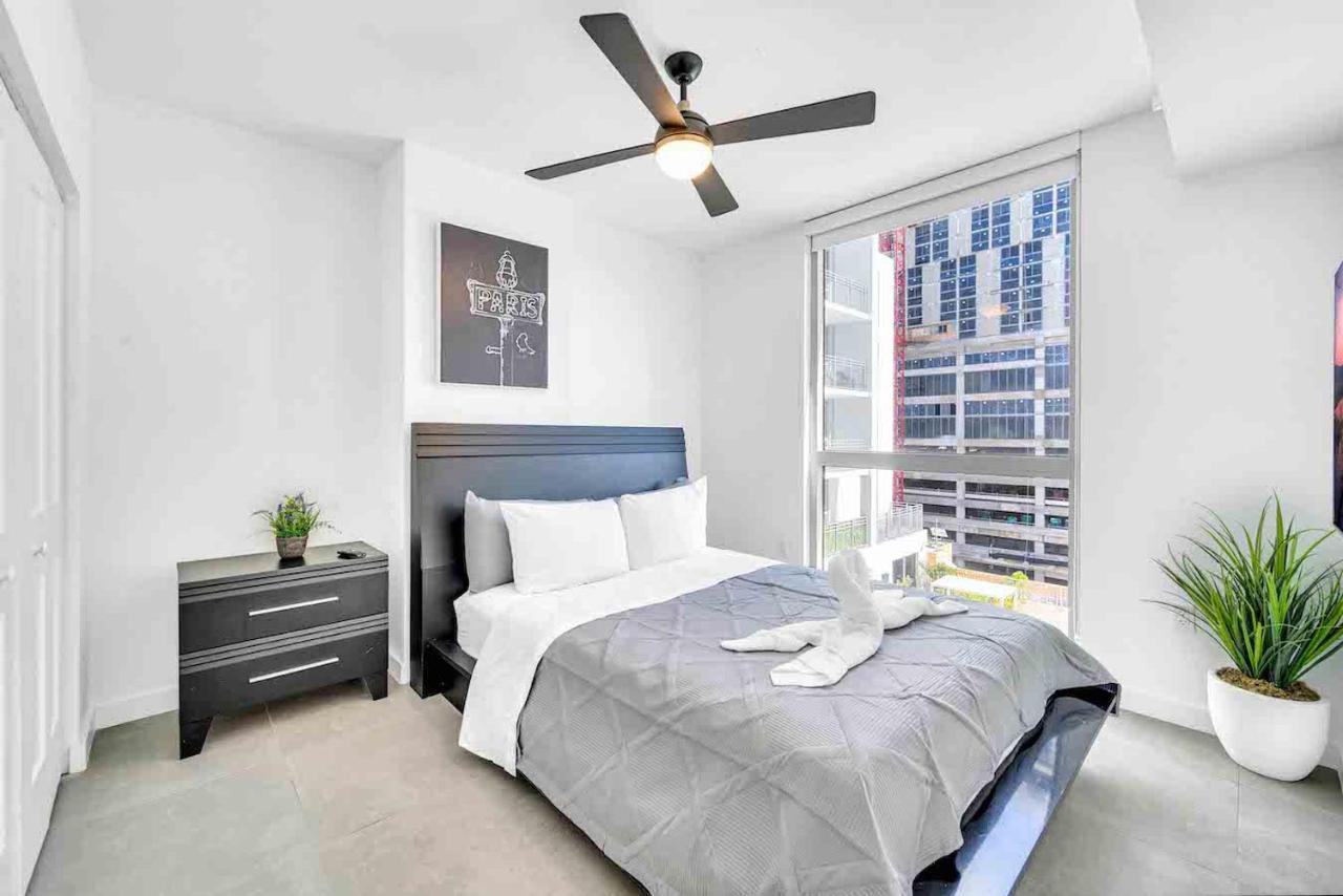 Appartamento Modern Unit In Downtown Miami With Free Parking Esterno foto