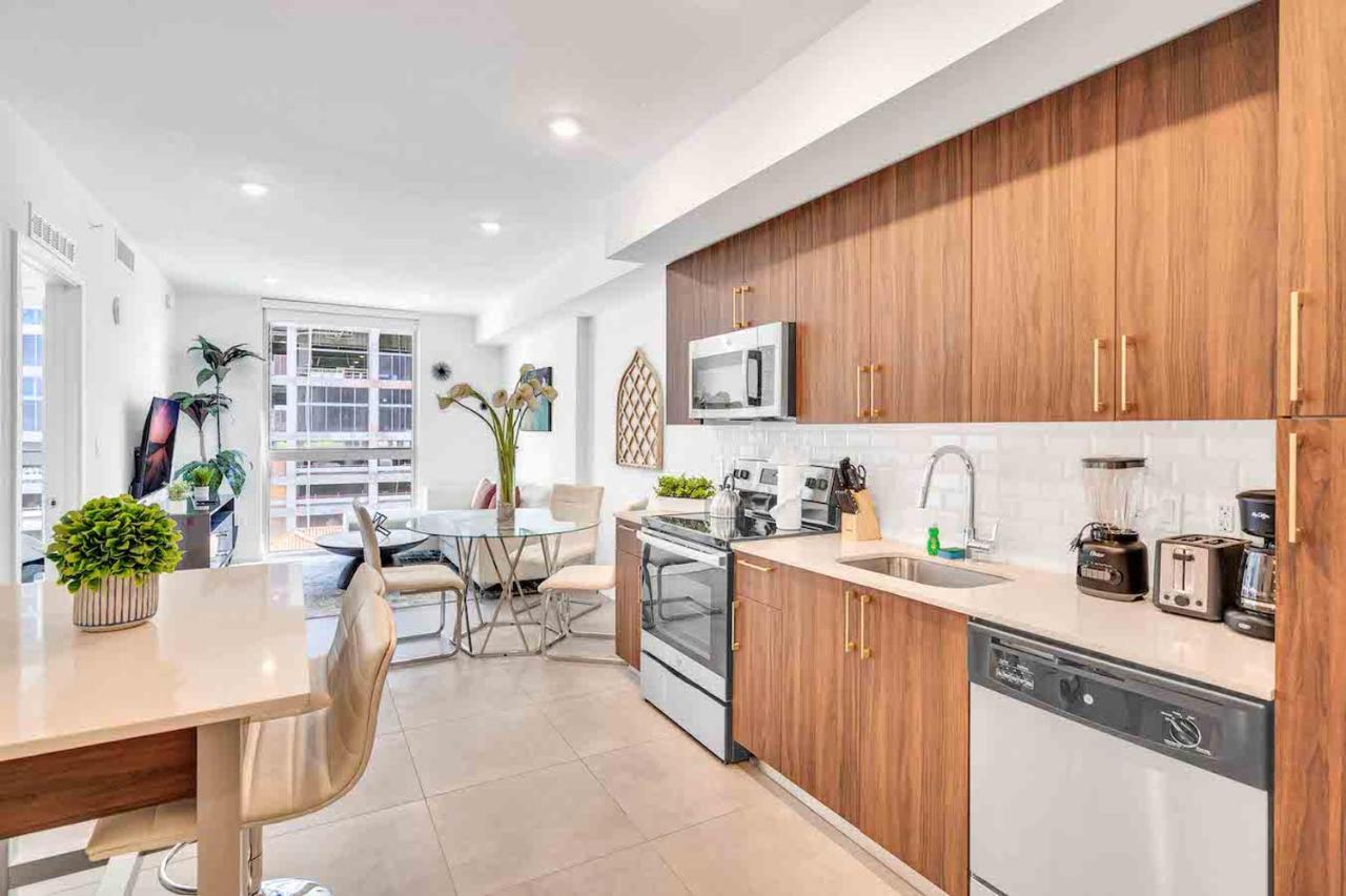 Appartamento Modern Unit In Downtown Miami With Free Parking Esterno foto