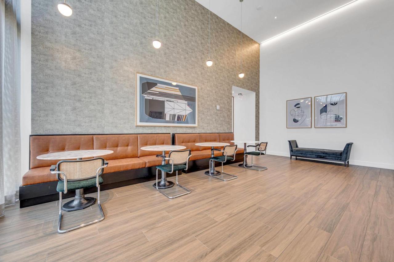 Appartamento Modern Unit In Downtown Miami With Free Parking Esterno foto