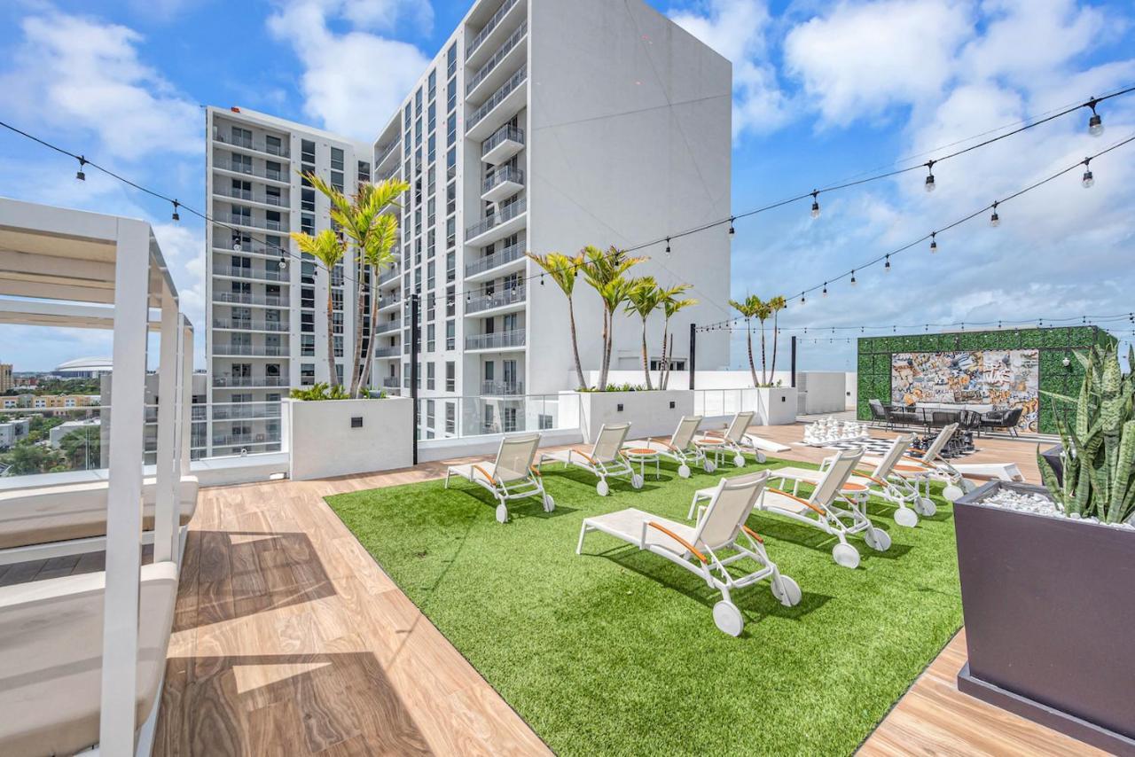 Appartamento Modern Unit In Downtown Miami With Free Parking Esterno foto